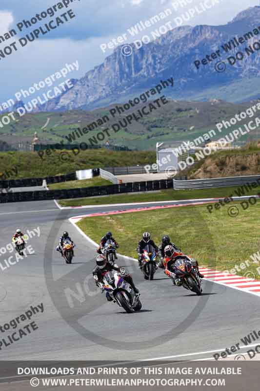 cadwell no limits trackday;cadwell park;cadwell park photographs;cadwell trackday photographs;enduro digital images;event digital images;eventdigitalimages;navarra;no limits trackdays;peter wileman photography;racing digital images;trackday digital images;trackday photos